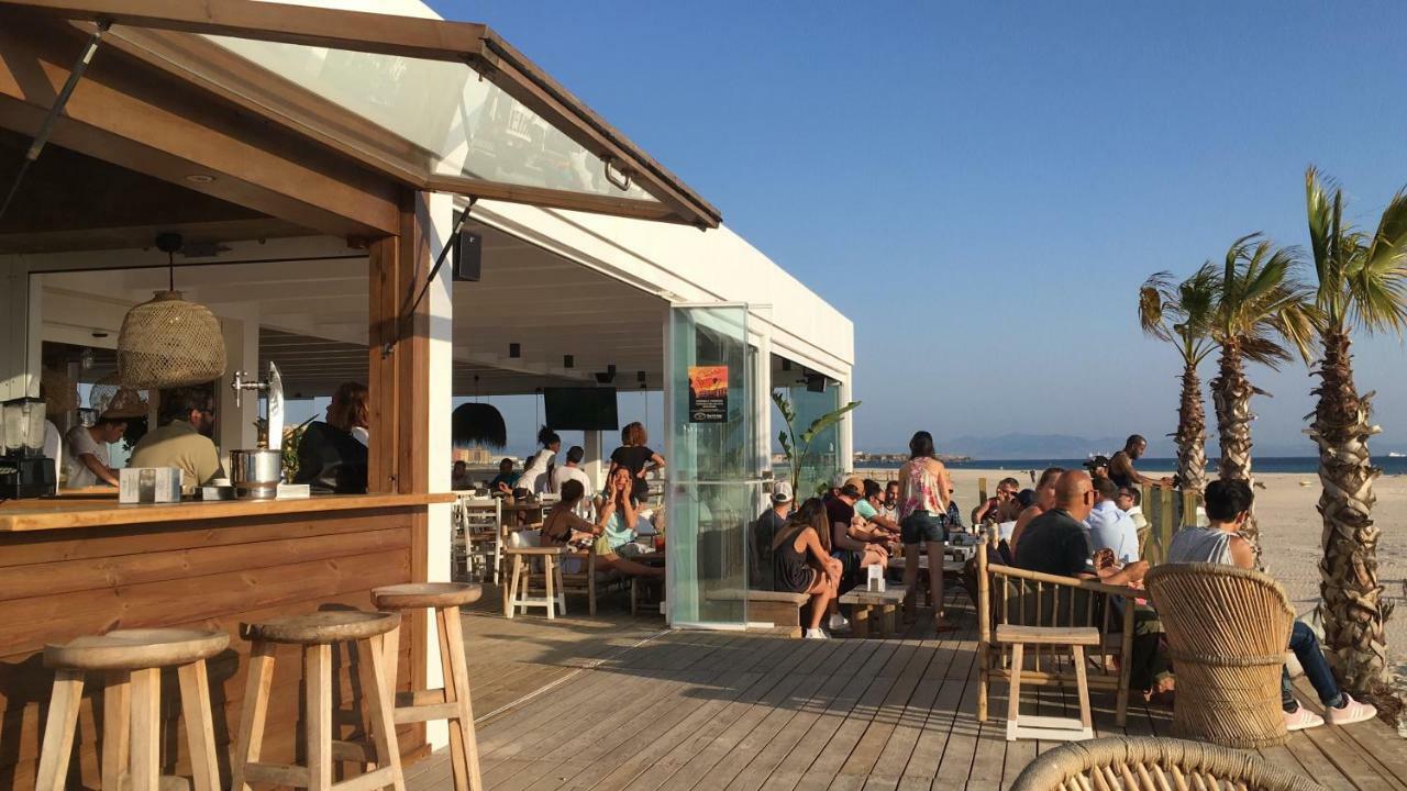 Beach Apartment Garden And Wifi Тарифа Экстерьер фото