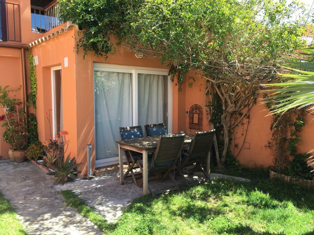 Beach Apartment Garden And Wifi Тарифа Экстерьер фото